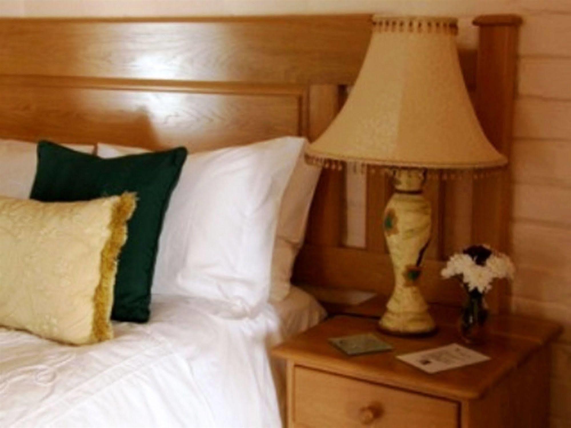 Edenwood House Hotel George Eksteriør billede
